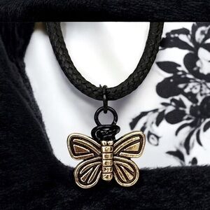 5 For $25💫Golden Butterfly Pendant Necklace